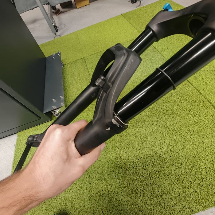 Fox 34 130mm.In stare foarte buna.