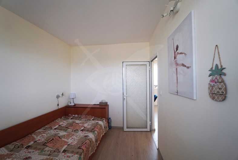 Продава се Тристаен апартамент в Черноморец - 85 кв.м за 1142 €/кв.м - Снимка #2
