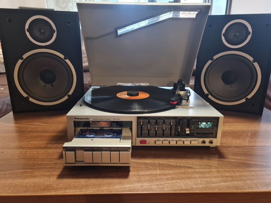 Panasonic  3în1 pick-up Deck Radio Amplituner . Piesă de colecție!