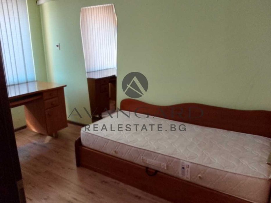 Продава се Тристаен апартамент в Пловдив, Център - 200 кв.м за 1173 €/кв.м - Снимка #7