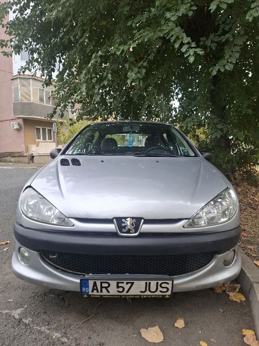 Vând Peugeot 206