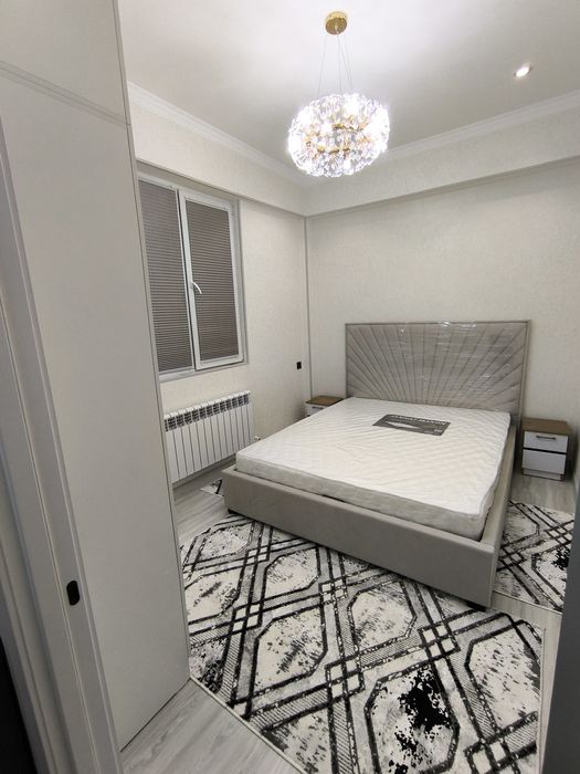 Квартира узок муддатга ижарага берилади