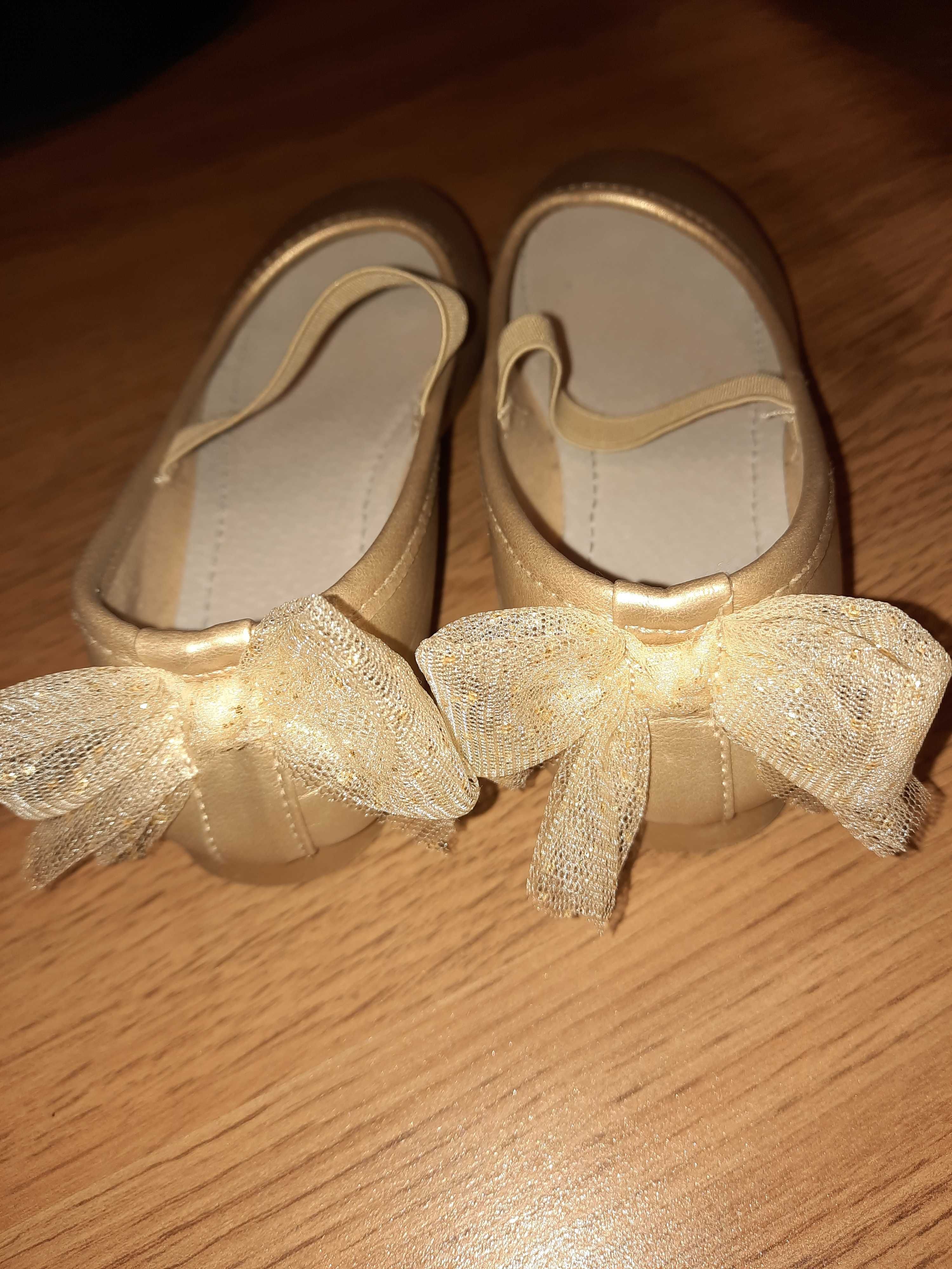 Pantofi aurii cu fundița copii