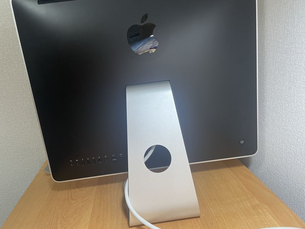 Продам срочно IMAC моноблок