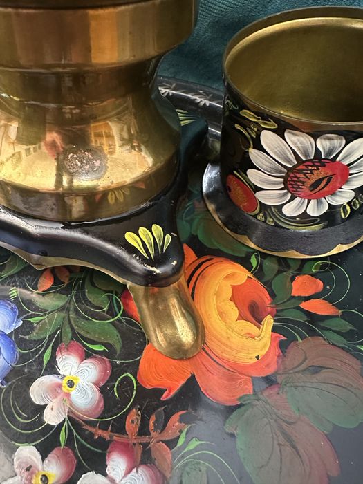 Винтидж ръчно рисувани самовари