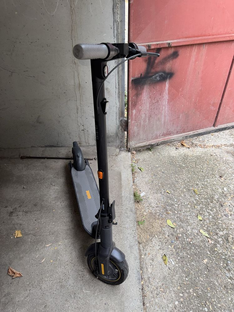 Ninebot KickScooter MAX G30 – перфектно състояние