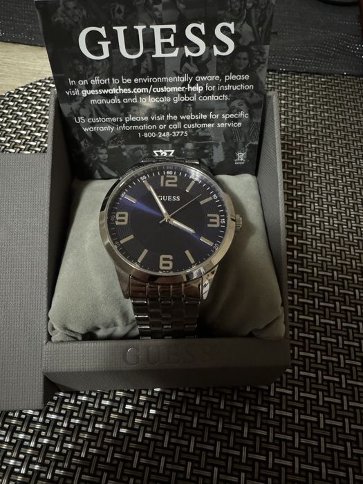 Часовник на GUESS