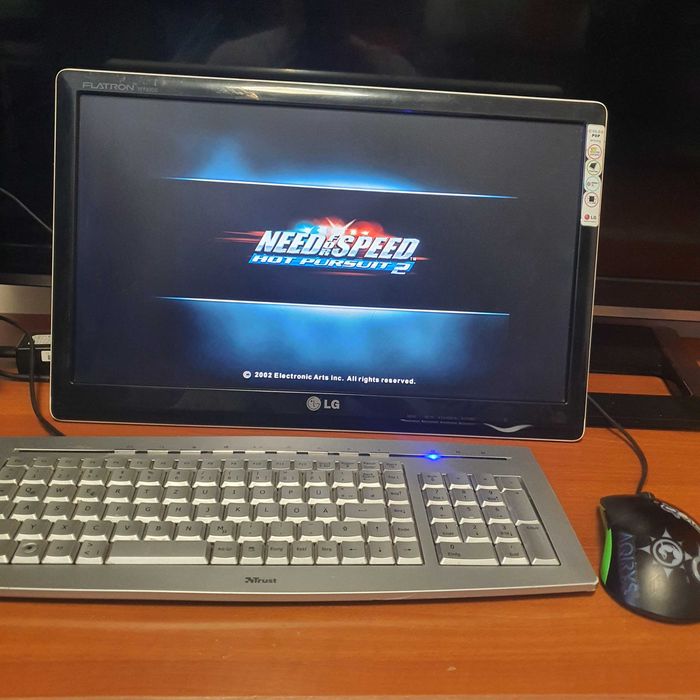 Calculator i3,ssd 240 ,8 gb ram