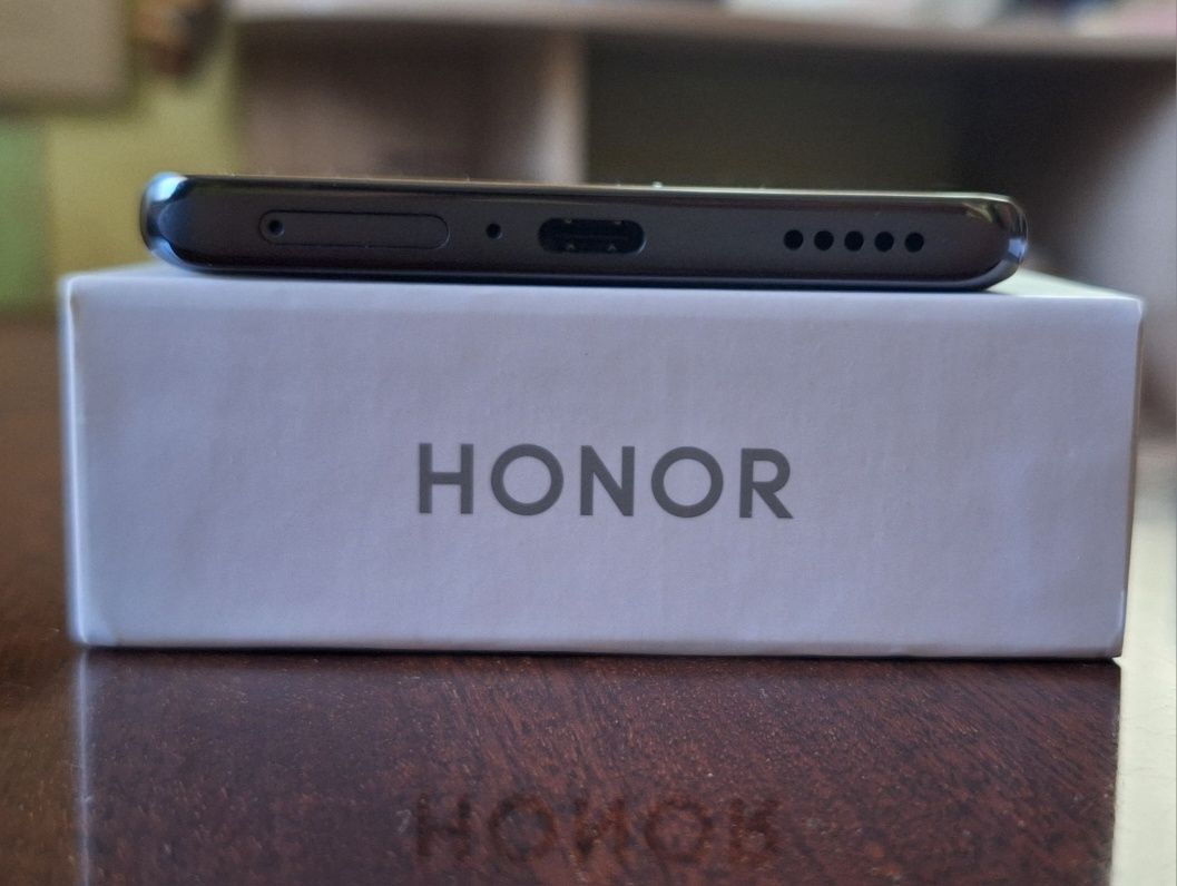 ЧИСТО НОВ!!! HONOR Magic6 Lite