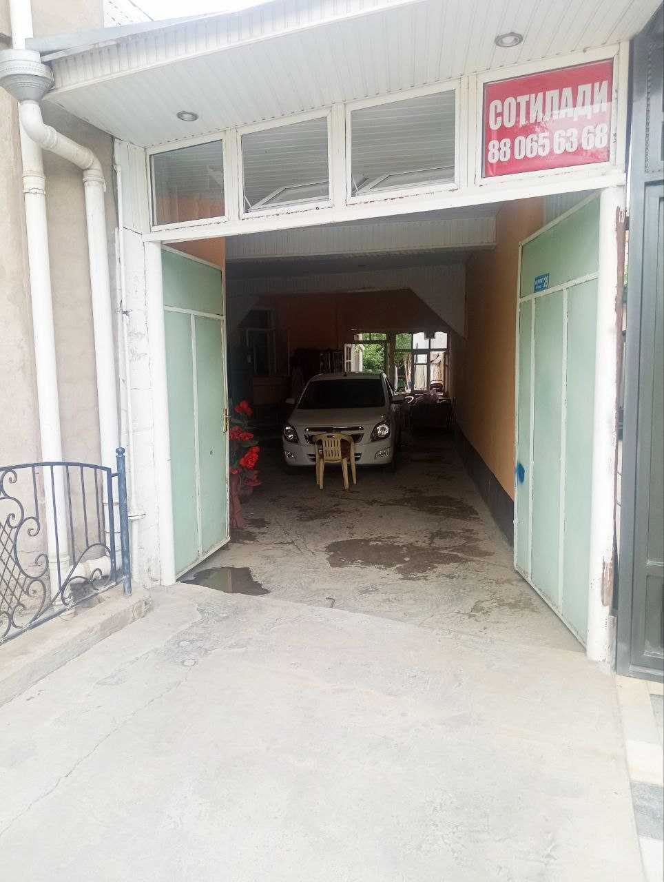 Уй сотилади. Продаётся дом