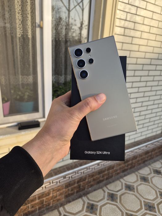 Srochno Samsung S24 Ultra 2sim 12/256g sotiladi