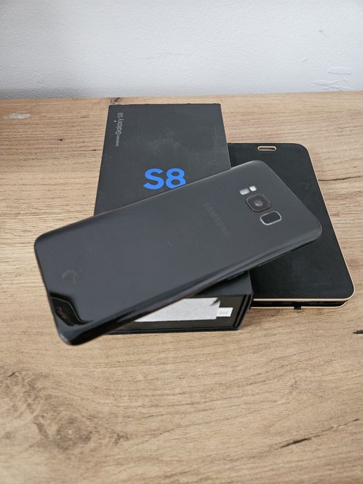 Samsung S8 в добро състояние