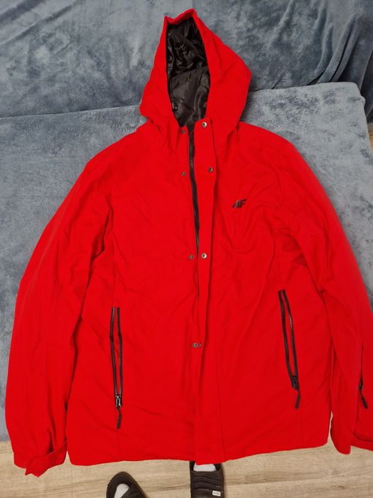 Set complet ski 4F  Geacă  Pantaloni, NOI, cu etiche