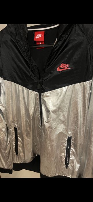 Geaca Nike Primavara/ vara Marimea S