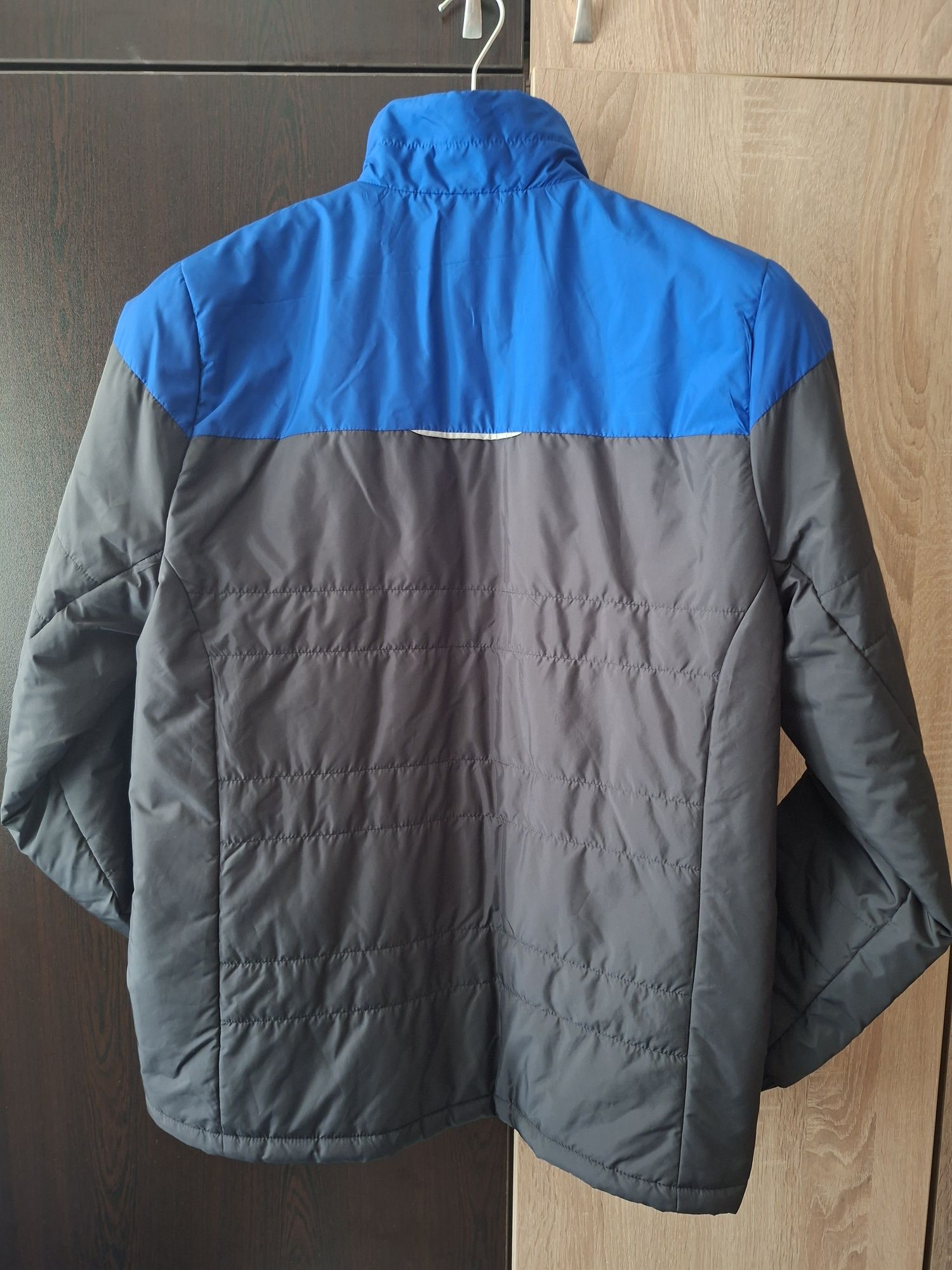 Яке ADIDAS, като ново, 14-15г