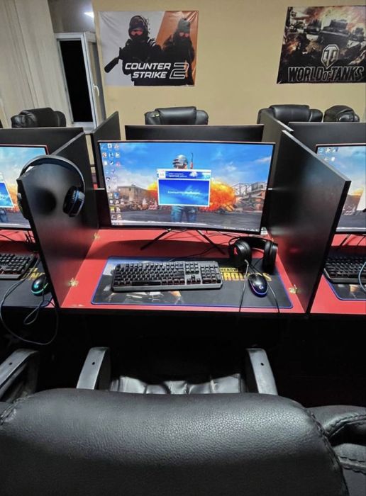 Игровые компьютерный клуб + PlayStation зона