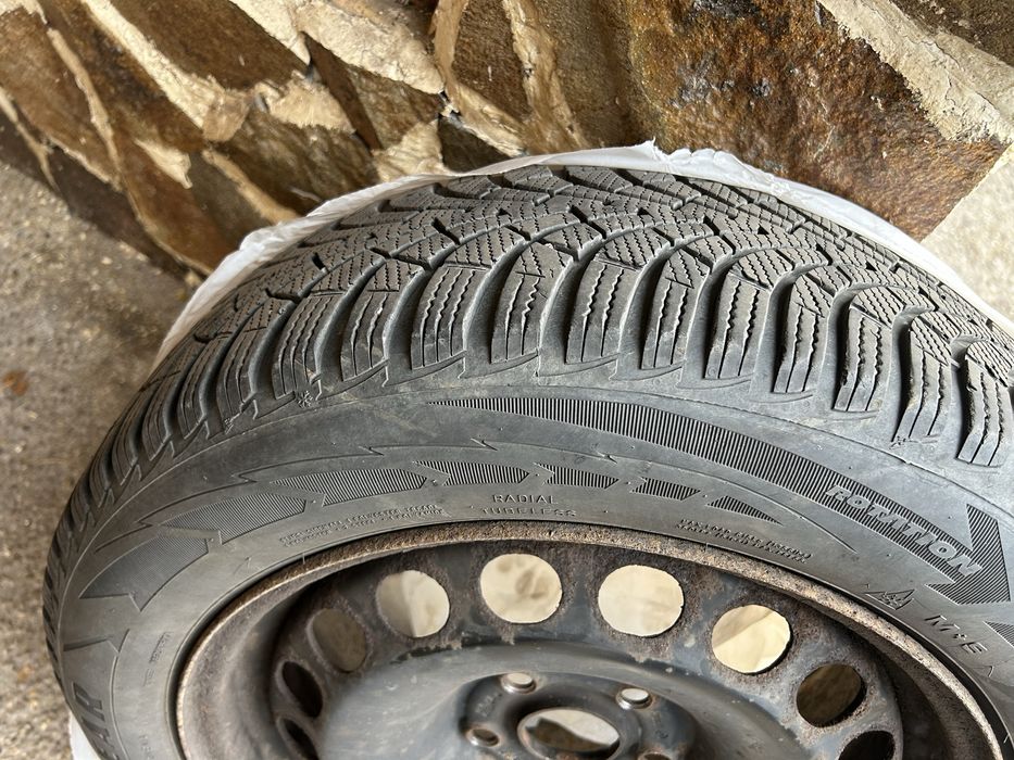 Jante de tabla R16 5 prezoane cu anvelope Goodyear 205/55/R16.