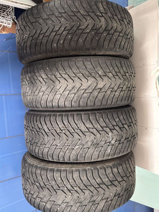 Продам зимние колеса на бмв х5