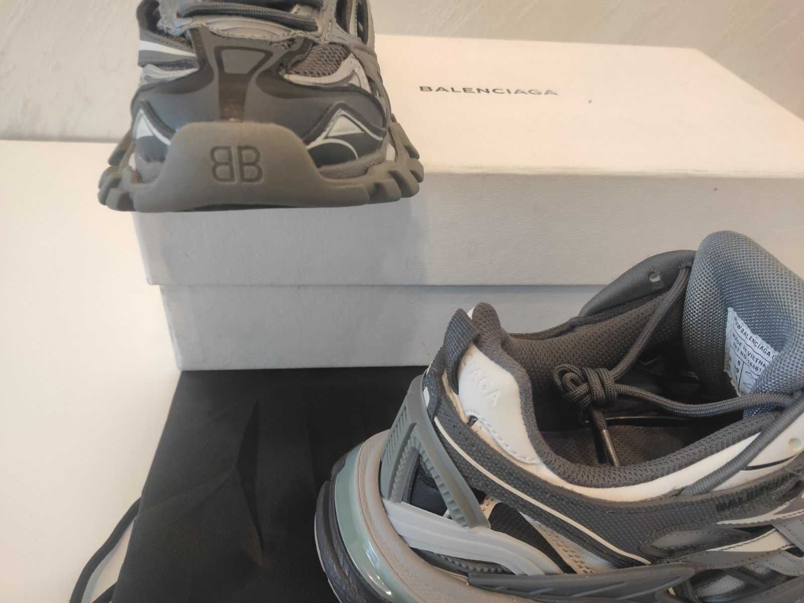 Balenciaga Track 2 grey Налични