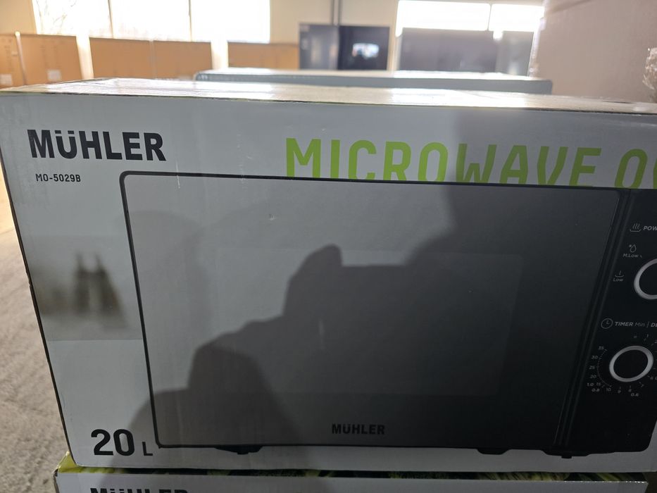 Нова черна микровълнова фурна Muhler 20 литра