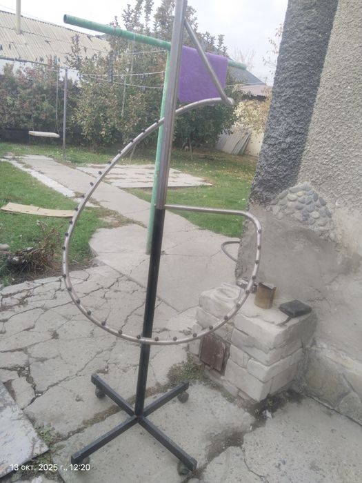 Продам вешалку 10000т