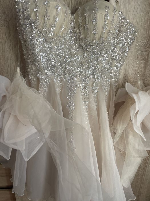 Рокля на  Junona