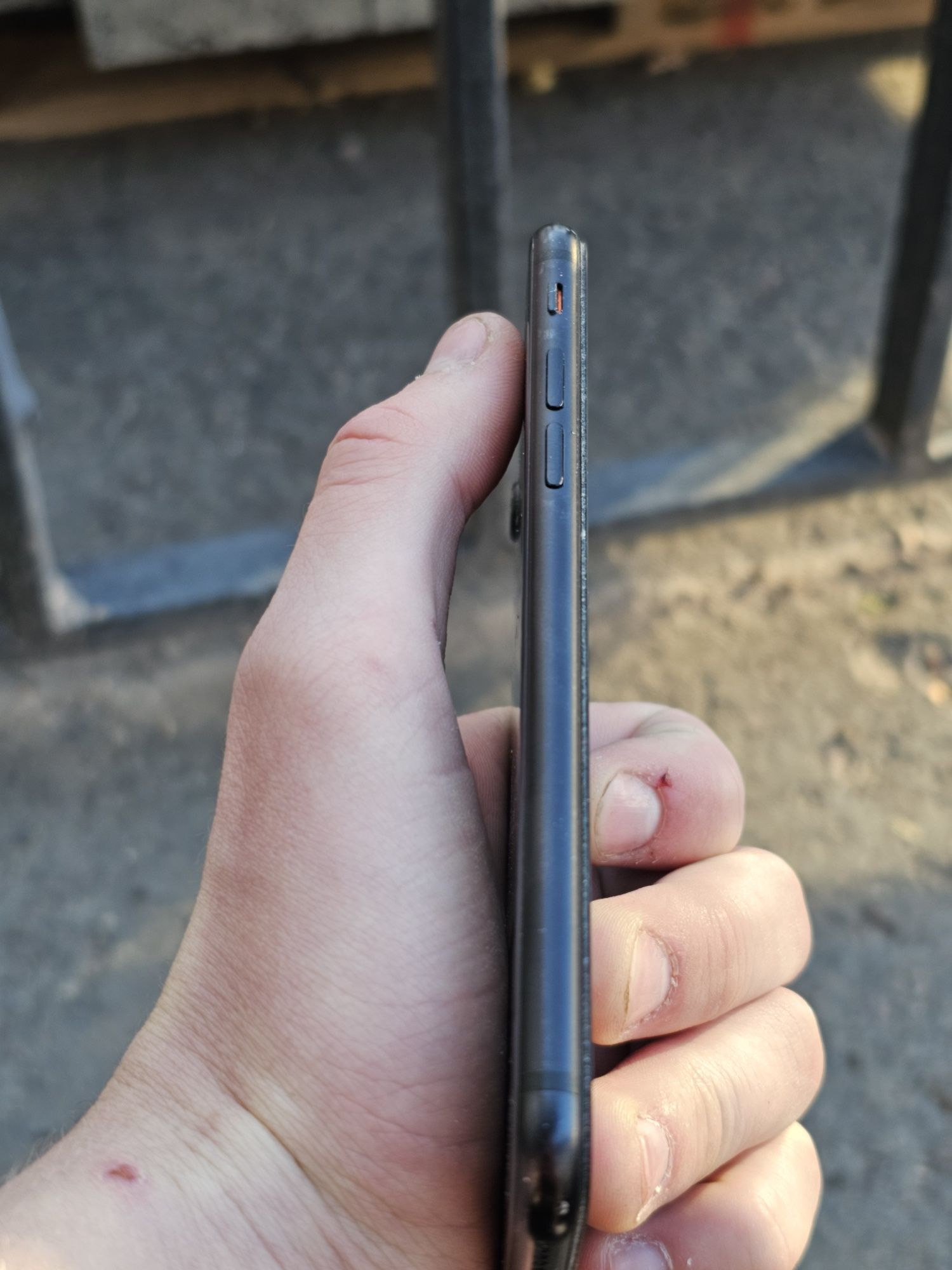 iphone se2020 срочно!!!