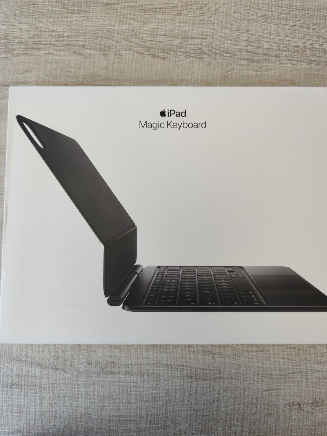 Apple iPad Pro 13-inch M4 Magic Keyboard  2024 Black White