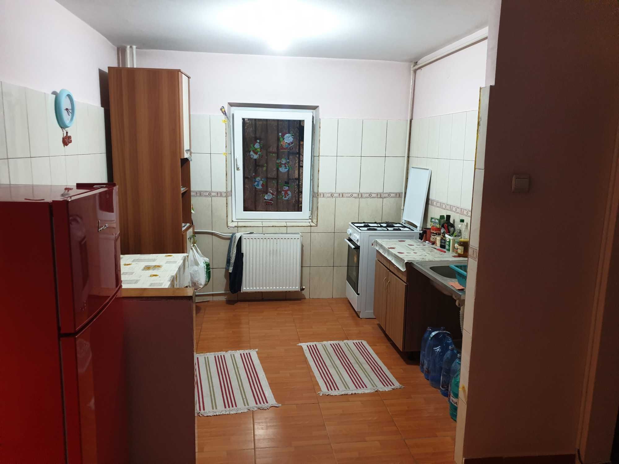 Apartament 2 camere  confort 1 decomandant