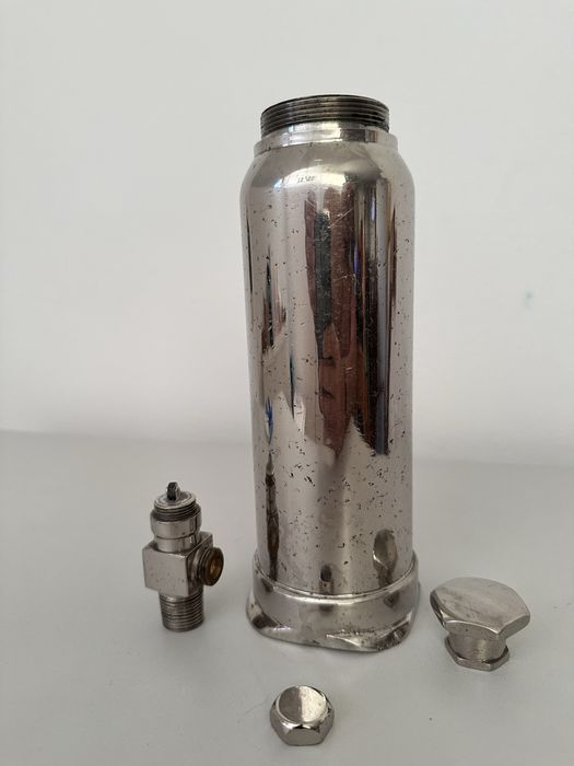 Gh. Gheorghiu Dej 50 de ani tub oxigen bricheta