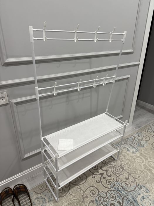 Вешалка косметологическая