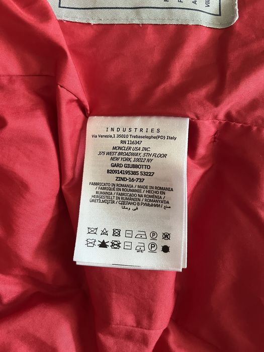 Зимно яке с качула от естествен косъм Moncler