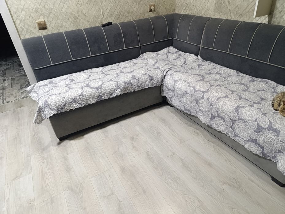 Кухонный уголок в хорошем состоянии