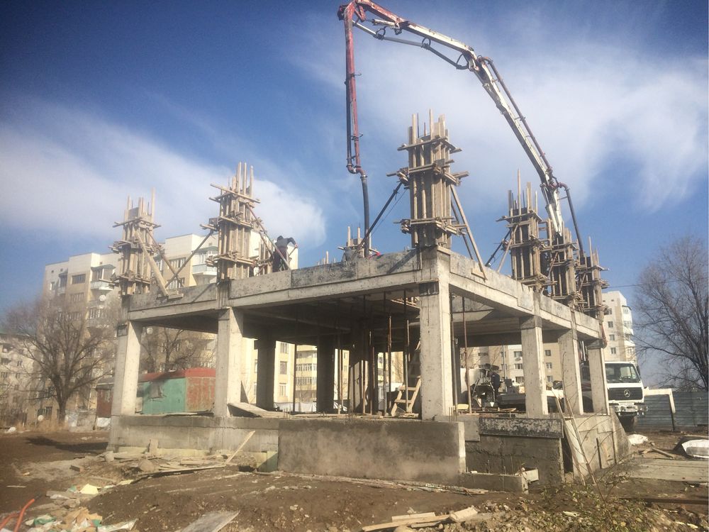 Дом в Каскелене мкрн. Алтын Ауыл, 3 уровня, 332 м2., 8 соток