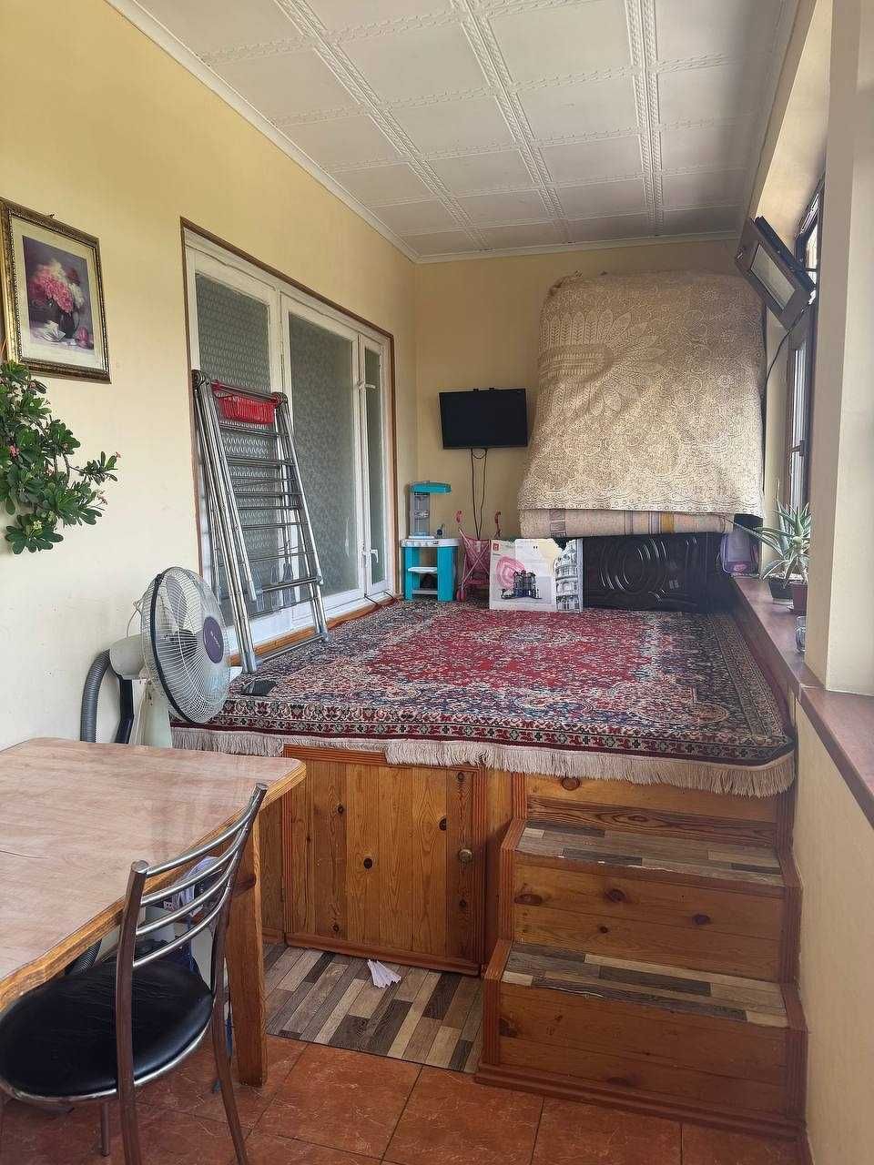 Срочно!!! продается квартира в Мирзо Улугбекском районе. (БХ)