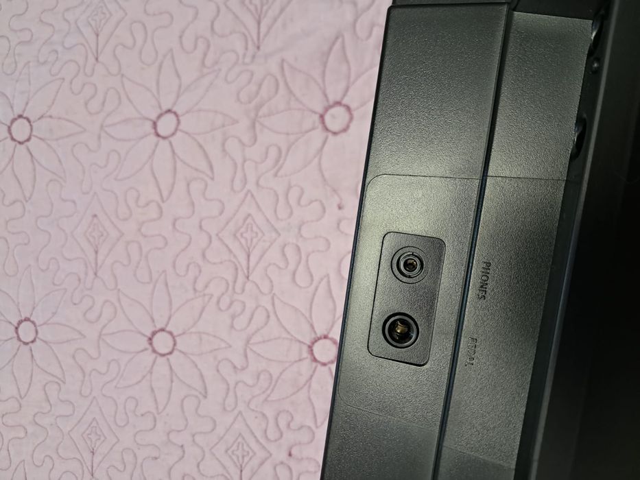Vând pian electronic marca Roland
