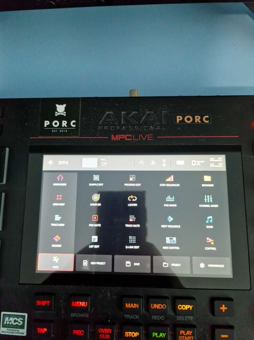 Aparat Productie Muzicala Akai Mpc Live
