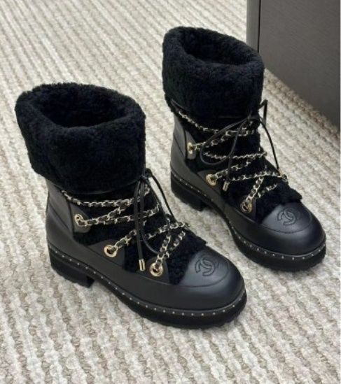 Продам зимние ботинки CHANEL