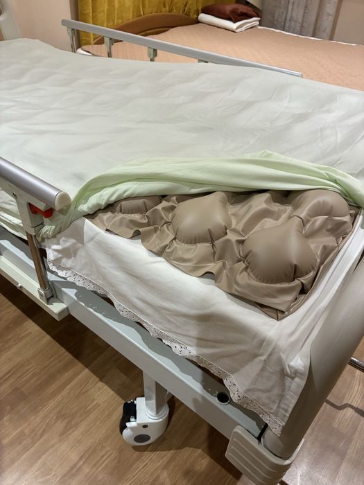 Болнично легло + матрак