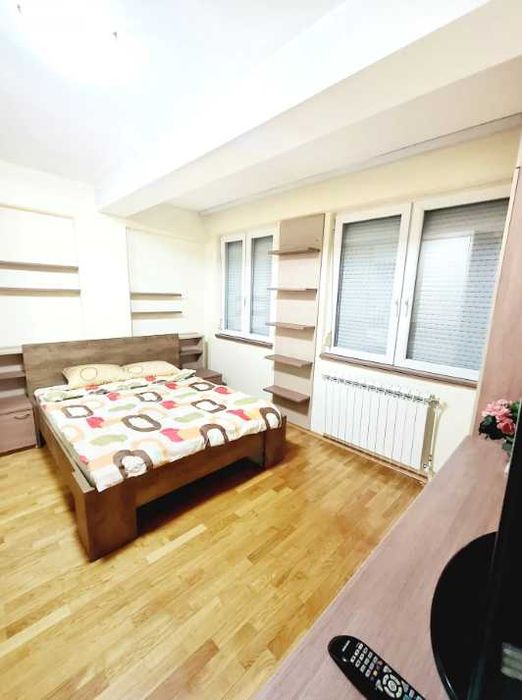 Дава се под наем Тристаен апартамент в Пловдив, Съдийски - 90 кв.м за 382.5 € - Снимка #5