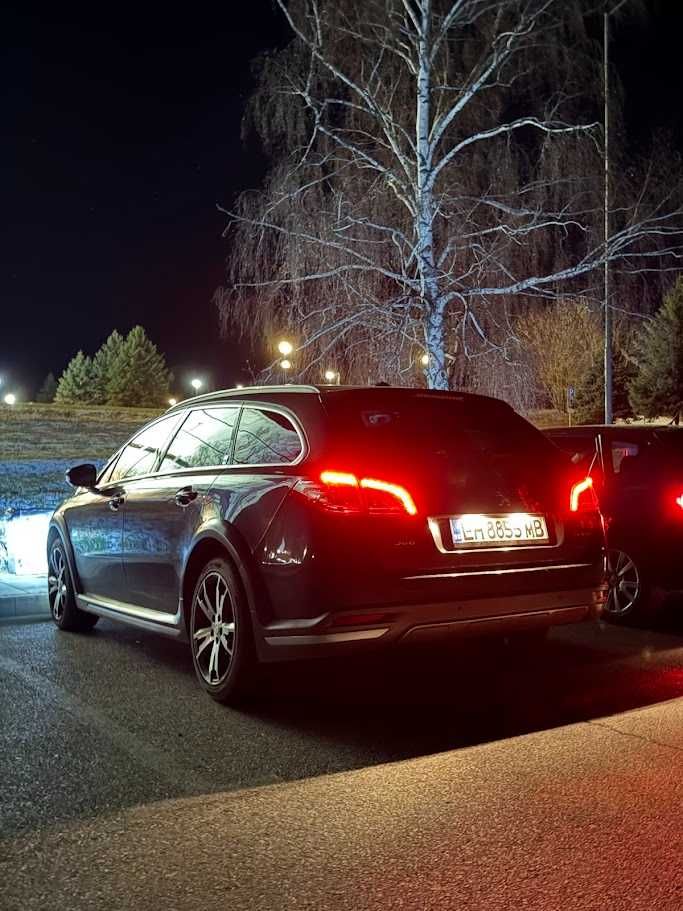 Peugeot 508 RXH 2.0 HDi HYbrid4 200HP