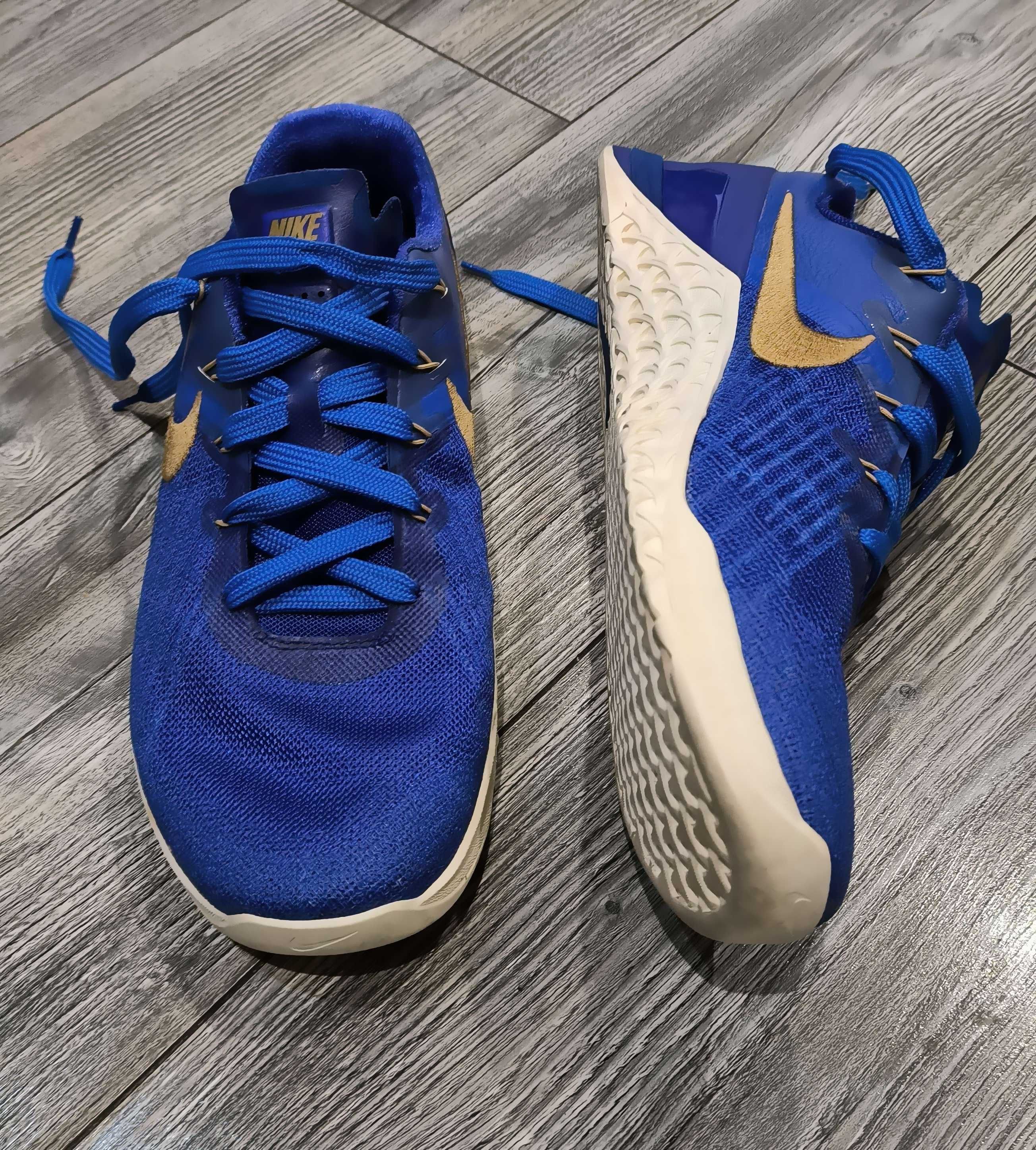 Продавам Nike Metcon 3 Royal Reign номер 47