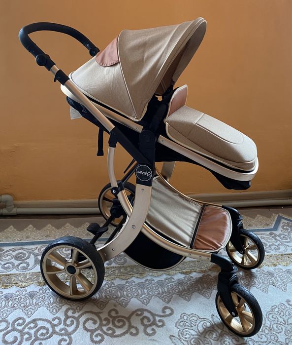 Коляска почти новый