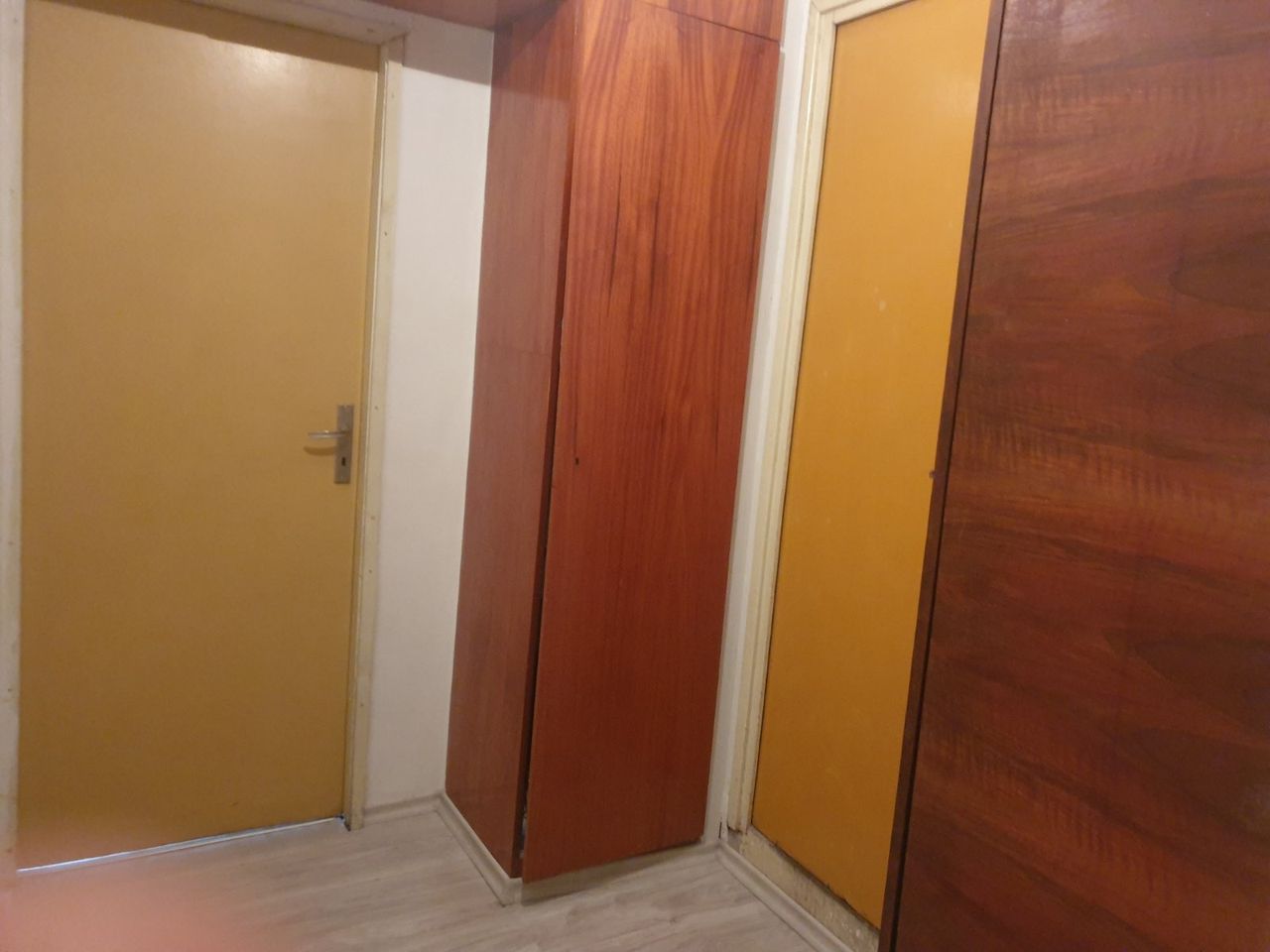 Продава се Тристаен апартамент в Пазарджик, Окръжна болница - 81 кв.м за 939 €/кв.м - Снимка #4