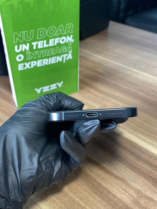 iPhone 16 Pro Max / 256 GB / Sănătate baterie 100% / Ca nou