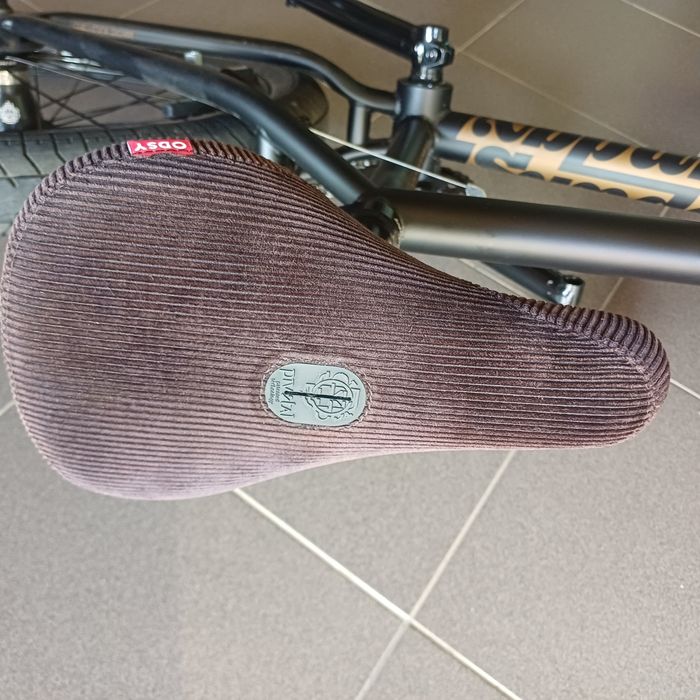 Vând bicicleta bmx Forecaster 2023