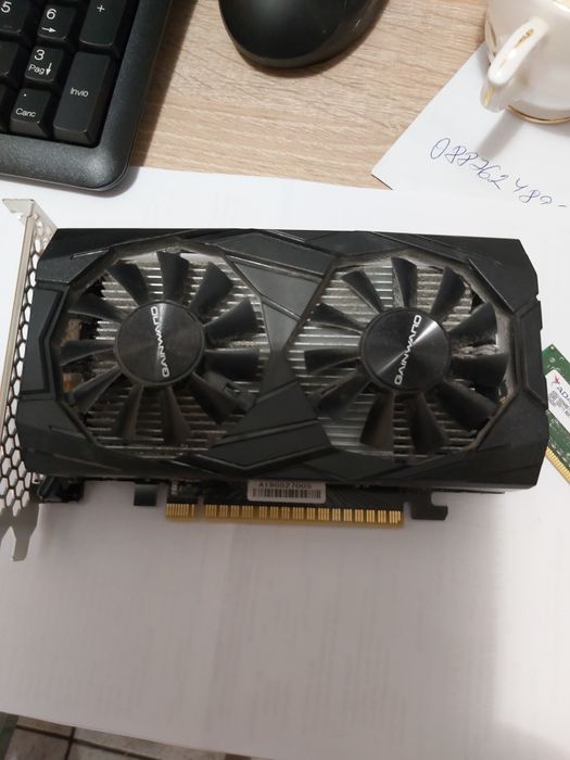 Видеокарта Nvidia GeForce GTX 165O 4 gb Intel (R) Graphics 4600 (113MB