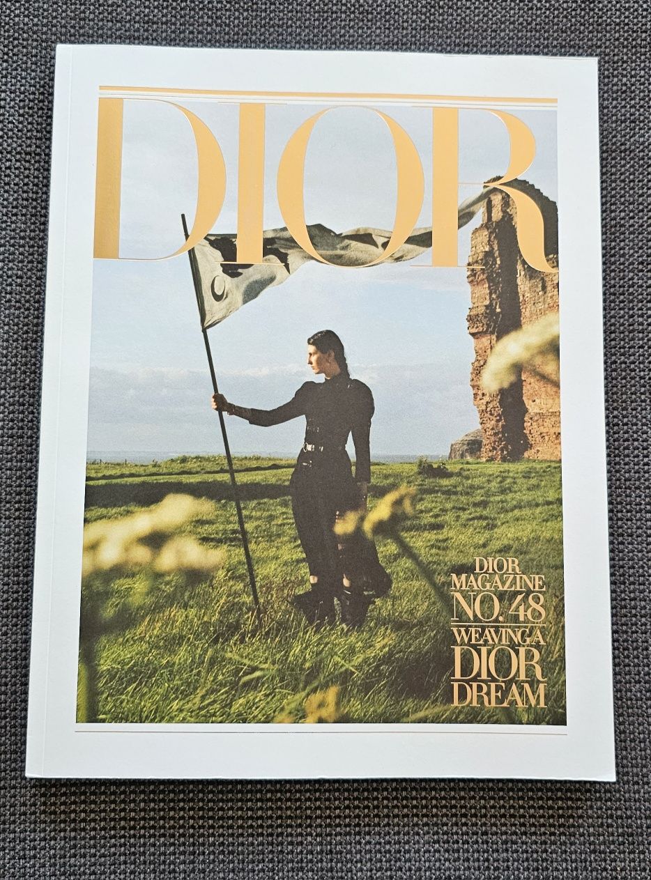 DIOR Magazine Оригинално от магазина на марката