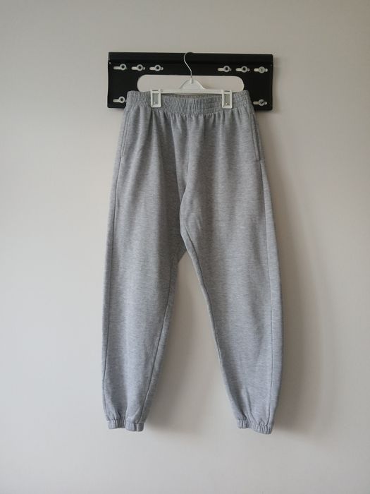 Много дрехи M размер