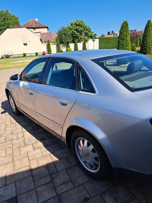Vand Audi A4 B6, an 2001